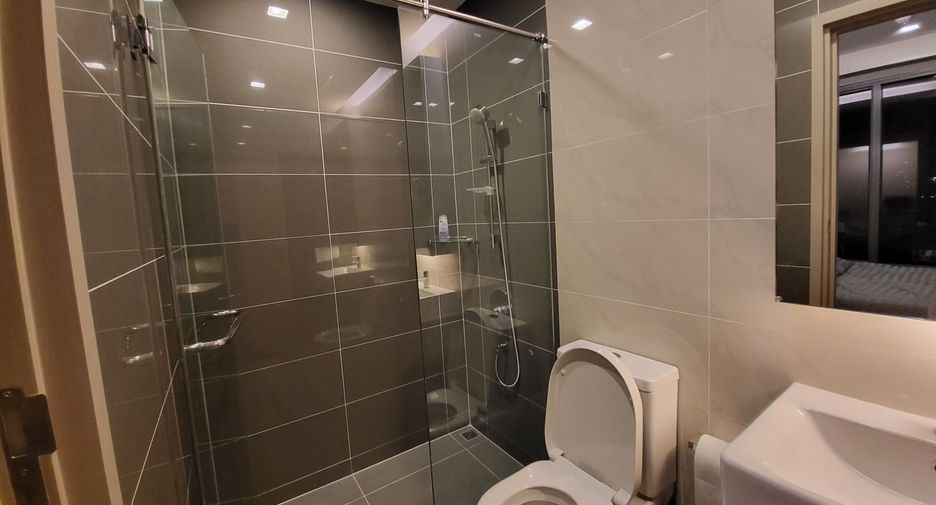 Condo en alquiler de 1 habitaciones en Watthana, Bangkok