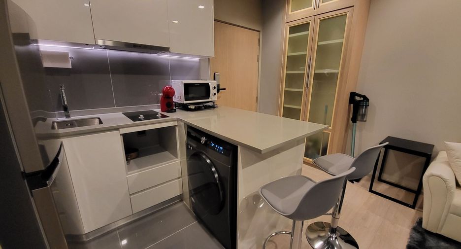 Condo en alquiler de 1 habitaciones en Watthana, Bangkok