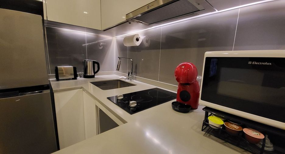 Condo en alquiler de 1 habitaciones en Watthana, Bangkok
