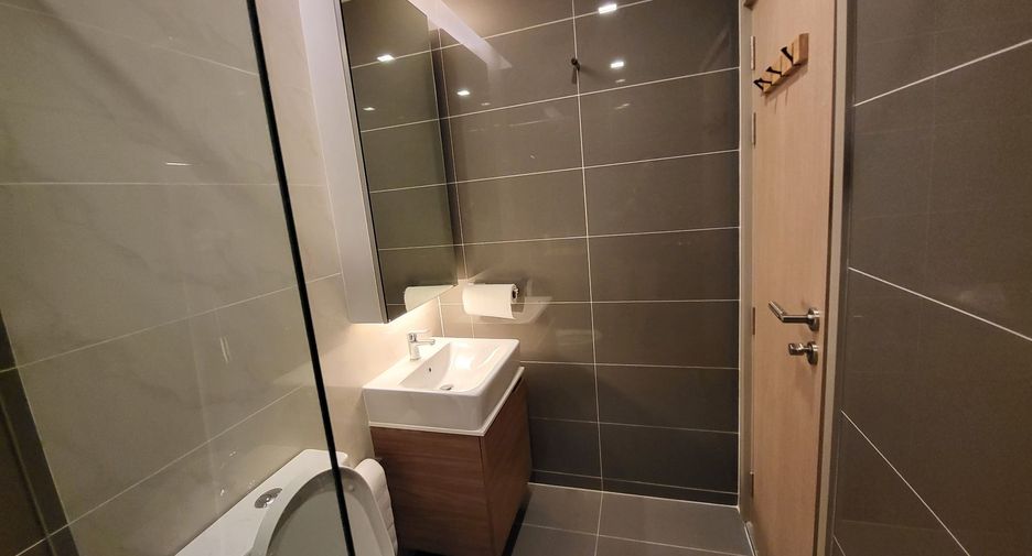 Condo en alquiler de 1 habitaciones en Watthana, Bangkok