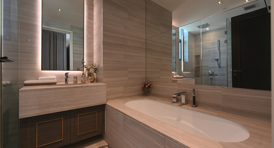 Condo en venta de 2 habitaciones en Khlong Toei, Bangkok