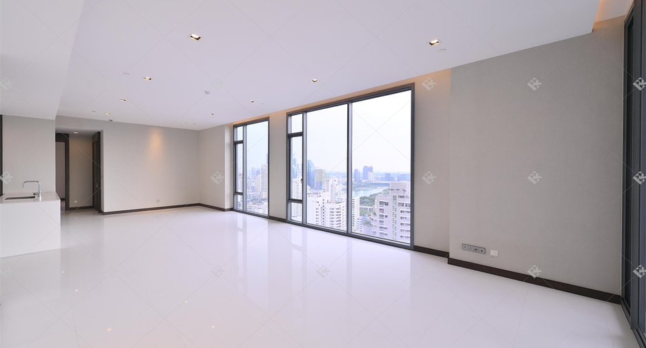 Condo en venta de 3 habitaciones en Khlong Toei, Bangkok