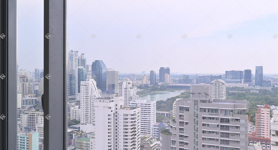 Condo en venta de 3 habitaciones en Khlong Toei, Bangkok