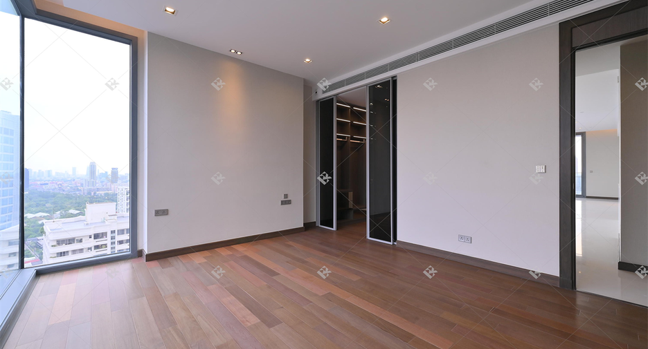 Condo en venta de 3 habitaciones en Khlong Toei, Bangkok