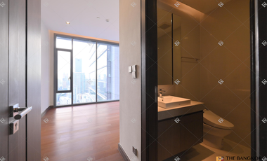 Condo en venta de 3 habitaciones en Khlong Toei, Bangkok