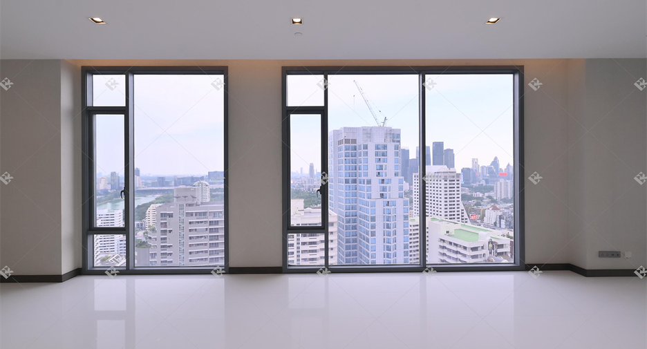 Condo en venta de 3 habitaciones en Khlong Toei, Bangkok