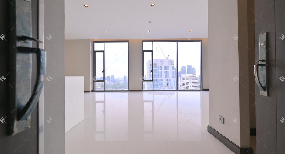 Condo en venta de 3 habitaciones en Khlong Toei, Bangkok