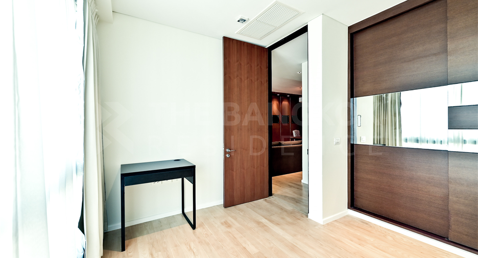 Condo en venta de 2 habitaciones en Khlong Toei, Bangkok