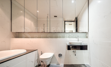 Condo en venta de 2 habitaciones en Khlong Toei, Bangkok