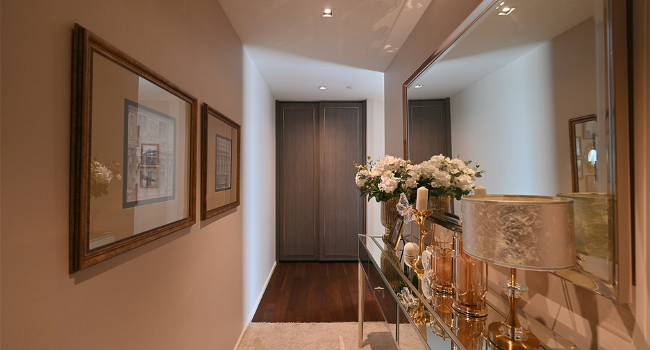 Condo en alquiler de 2 habitaciones en Khlong Toei, Bangkok