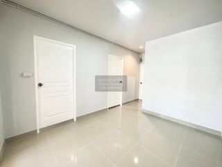 Reihenhaus zum Kauf mit 2 Zimmer in Bang Bua Thong, Nonthaburi
