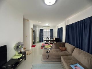 出售 3 卧室 独立屋 在 Lat Krabang, 曼谷