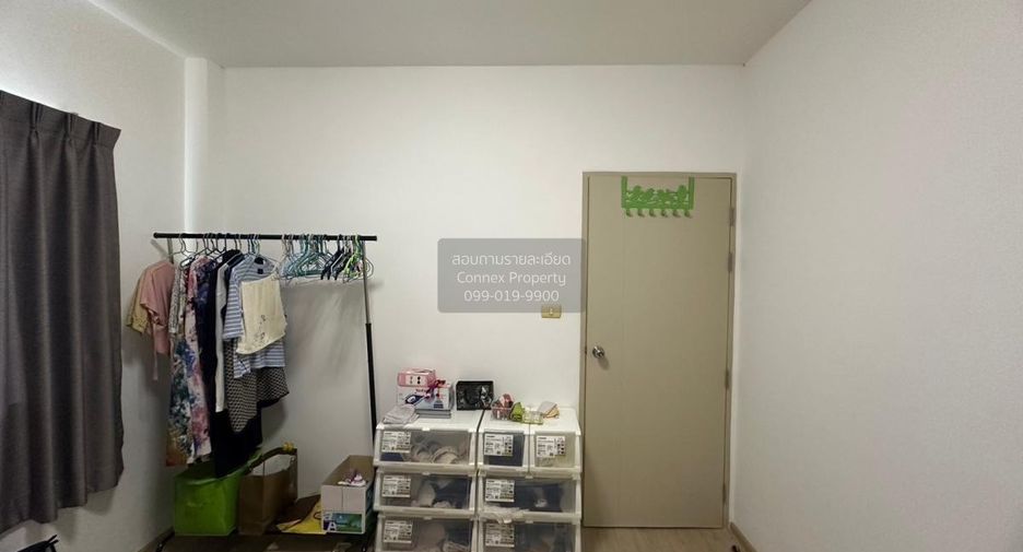 出售 3 卧室 独立屋 在 Lat Krabang, 曼谷