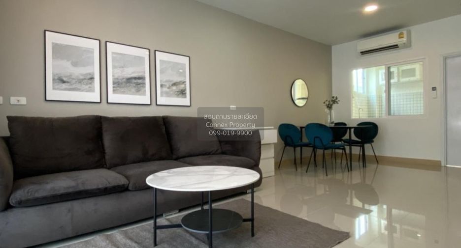À vendre 4 chambres maison de ville à Bang Phli, Samut Prakan