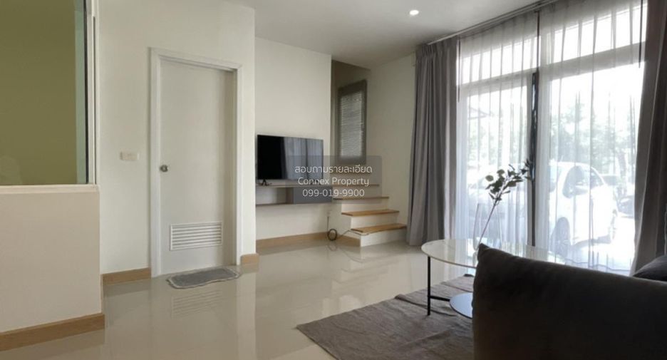 À vendre 4 chambres maison de ville à Bang Phli, Samut Prakan