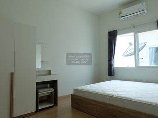 À vendre 4 chambres maison de ville à Bang Phli, Samut Prakan
