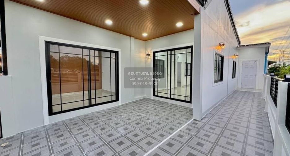 For sale 3 bedrooms townhouse in Sai Noi, Nonthaburi