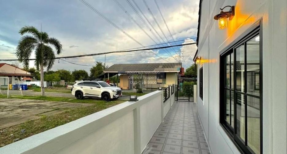 For sale 3 bedrooms townhouse in Sai Noi, Nonthaburi