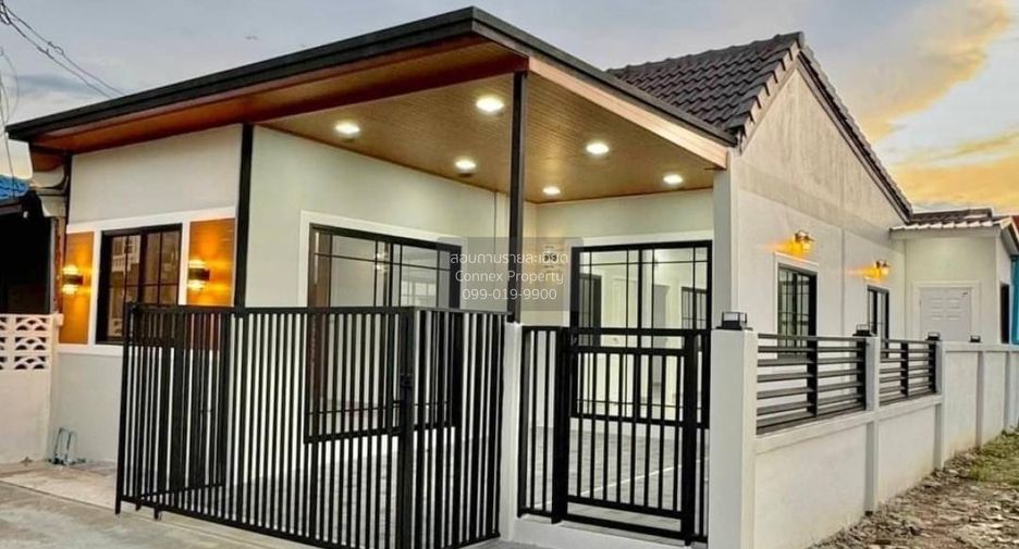 For sale 3 bedrooms townhouse in Sai Noi, Nonthaburi