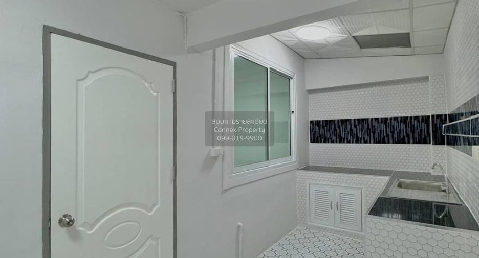 Reihenhaus zum Kauf mit 3 Zimmer in Bang Bua Thong, Nonthaburi