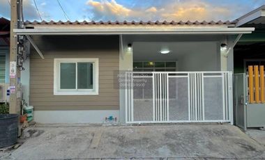 Reihenhaus zum Kauf mit 3 Zimmer in Bang Bua Thong, Nonthaburi