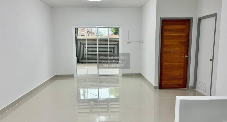 Reihenhaus zum Kauf mit 3 Zimmer in Bang Bua Thong, Nonthaburi