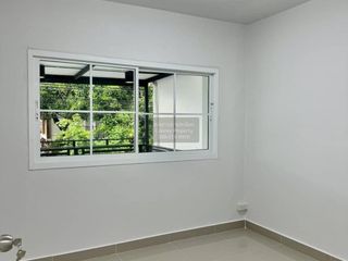 Reihenhaus zum Kauf mit 3 Zimmer in Bang Bua Thong, Nonthaburi