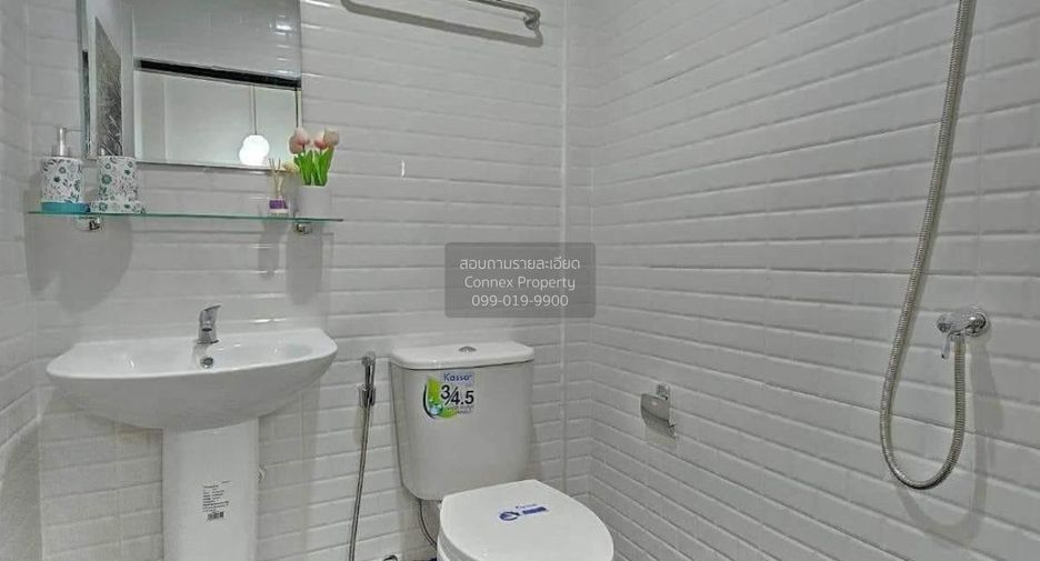 For sale 2 ベッドルーム townhouse in Sai Noi, Nonthaburi