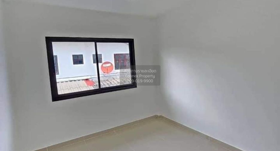 For sale 2 ベッドルーム townhouse in Sai Noi, Nonthaburi