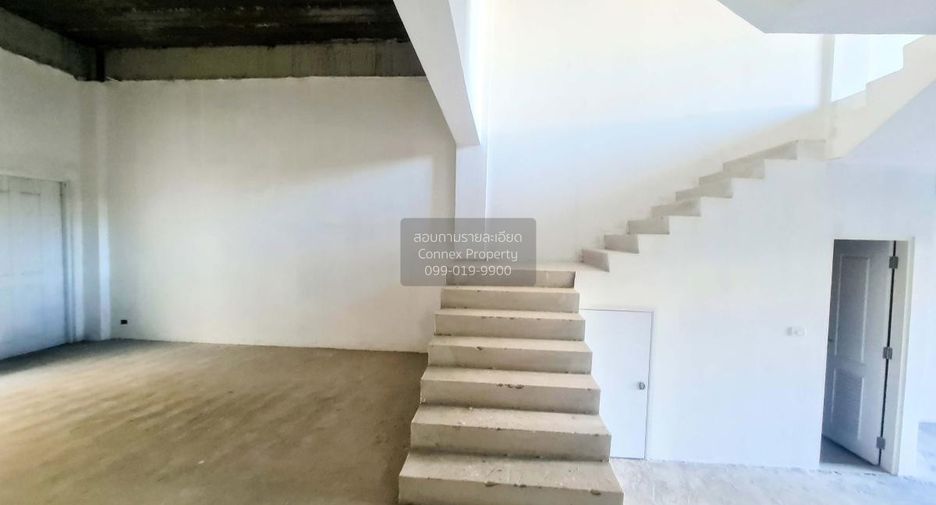 For sale 3 ベッドルーム retail Space in Wang Thonglang, Bangkok