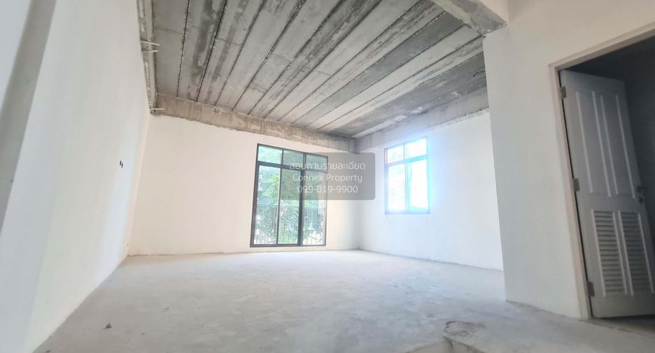 For sale 4 ベッドルーム retail Space in Wang Thonglang, Bangkok