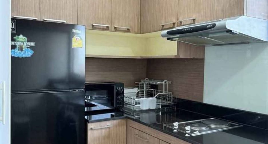 À vendre 2 chambres condo à Bang Na, Bangkok