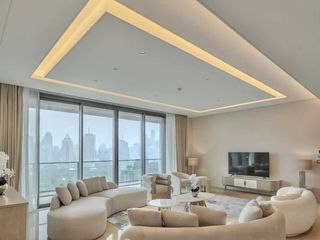 For rent and for sale 5 bedrooms condo in Pathum Wan, Bangkok
