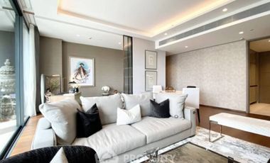 For sale 3 bedrooms condo in Khlong Toei, Bangkok