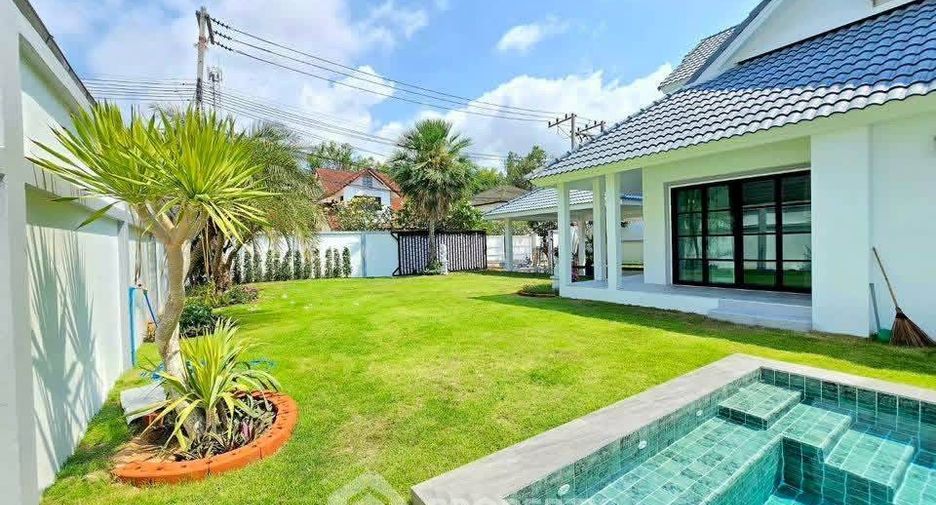 À vendre 4 chambres villa à Bang Lamung, Chonburi