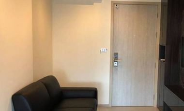 À vendre 1 chambre condo à Khlong Toei, Bangkok