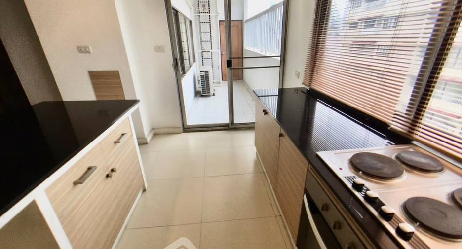 Apartment zur Miete mit 2 Zimmer in Khlong Toei, Bangkok