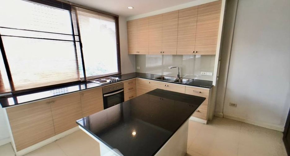 Apartment zur Miete mit 2 Zimmer in Khlong Toei, Bangkok
