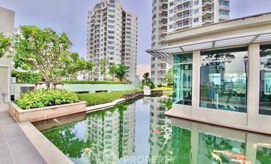 For rent 2 bedrooms condo in Huai Khwang, Bangkok
