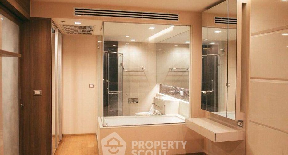Condo en alquiler de 1 habitaciones en Sathon, Bangkok
