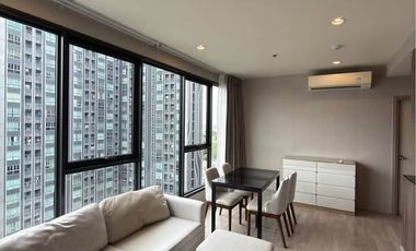 For rent 2 bedrooms condo in Bang Na, Bangkok