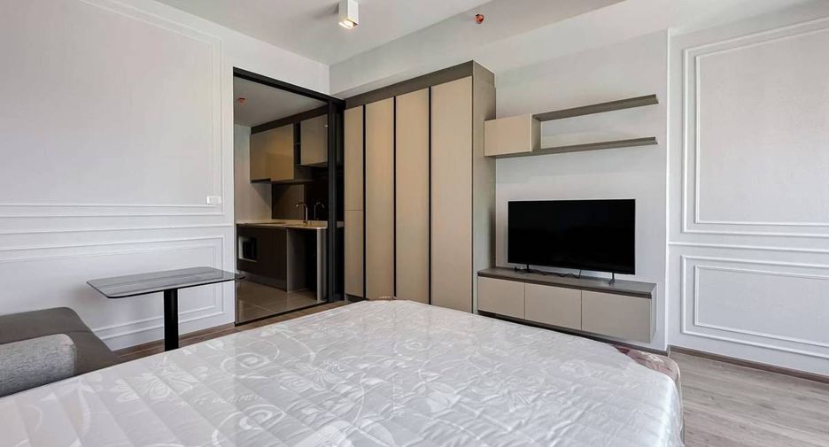 For rent 1 bed condo in Huai Khwang, Bangkok