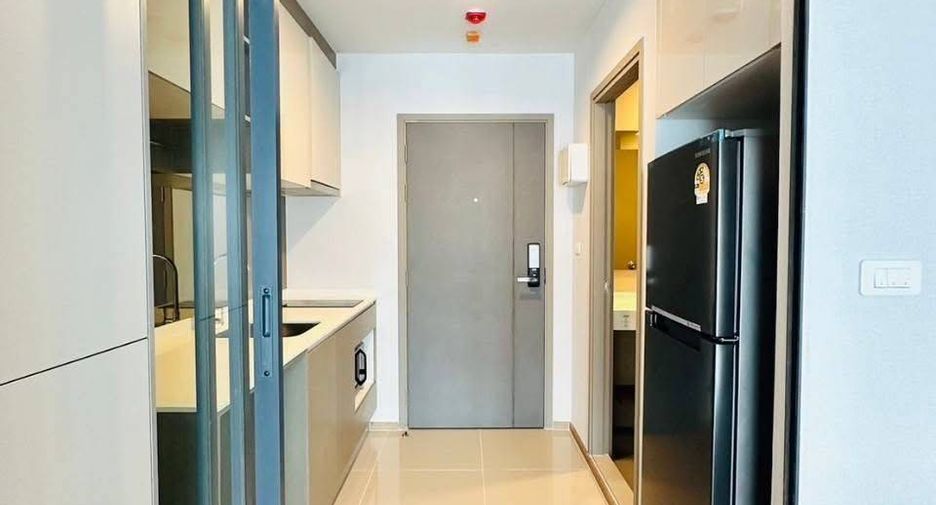 For rent 1 bed condo in Huai Khwang, Bangkok