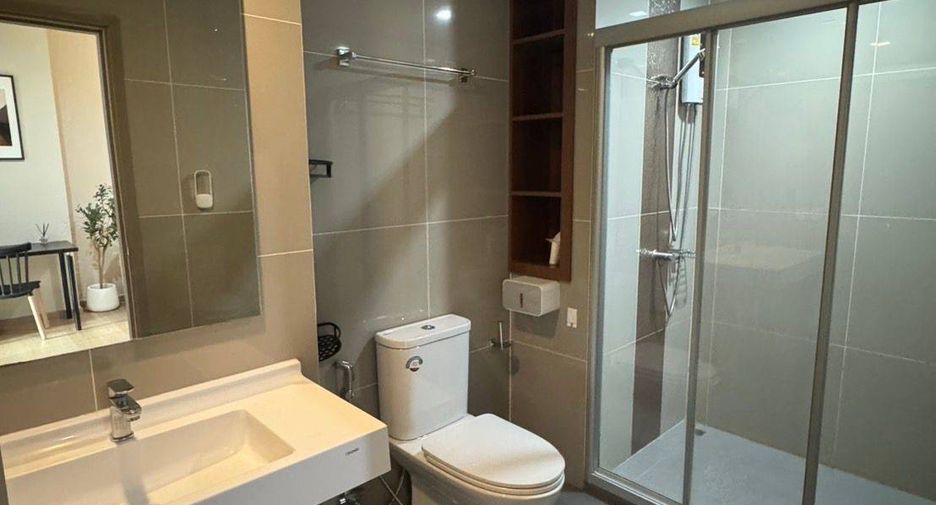 For rent 1 bed condo in Huai Khwang, Bangkok