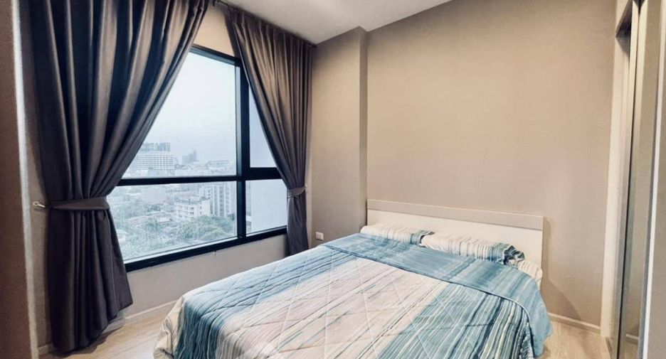 Condo en alquiler de 2 habitaciones en Huai Khwang, Bangkok
