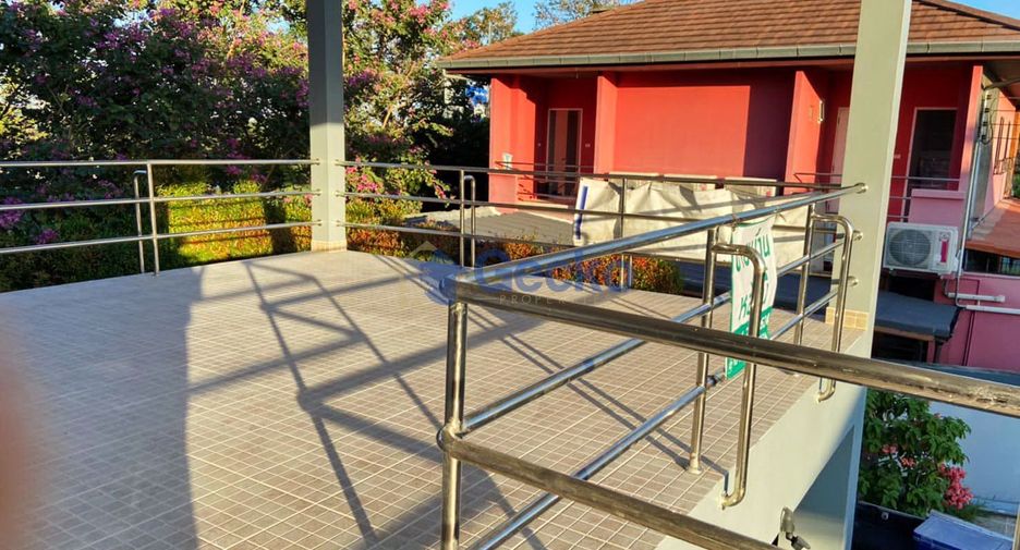 Haus zum Kauf mit 4 Zimmer in Bang Lamung, Chonburi