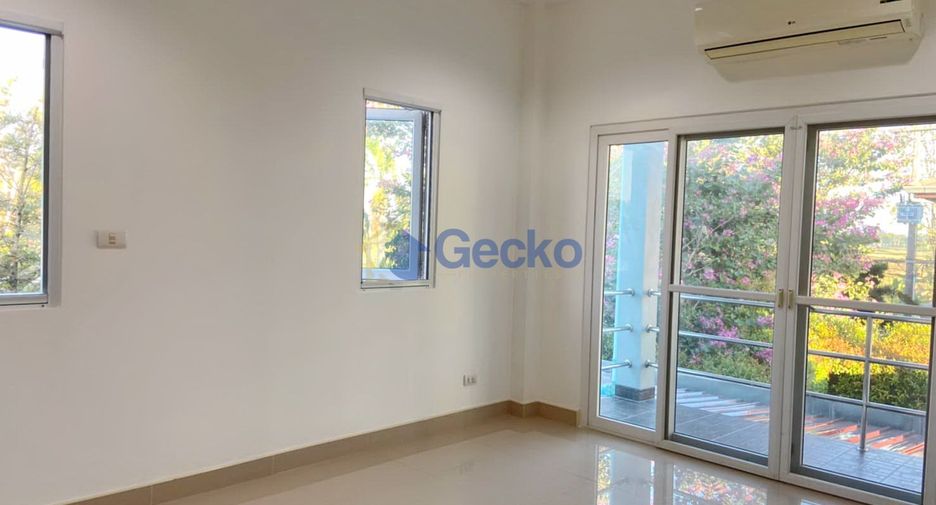 Haus zum Kauf mit 4 Zimmer in Bang Lamung, Chonburi