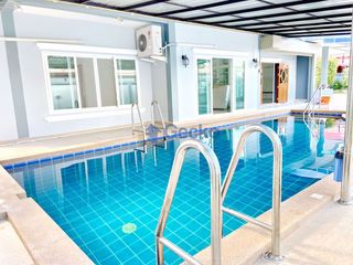 Haus zum Kauf mit 4 Zimmer in Bang Lamung, Chonburi
