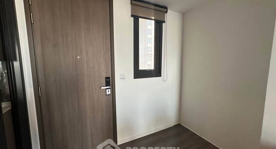 For rent 2 bedrooms condo in Bang Na, Bangkok