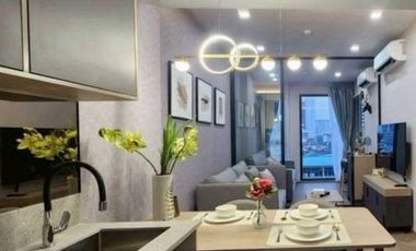Condo en alquiler de 1 habitaciones en Bang Rak, Bangkok